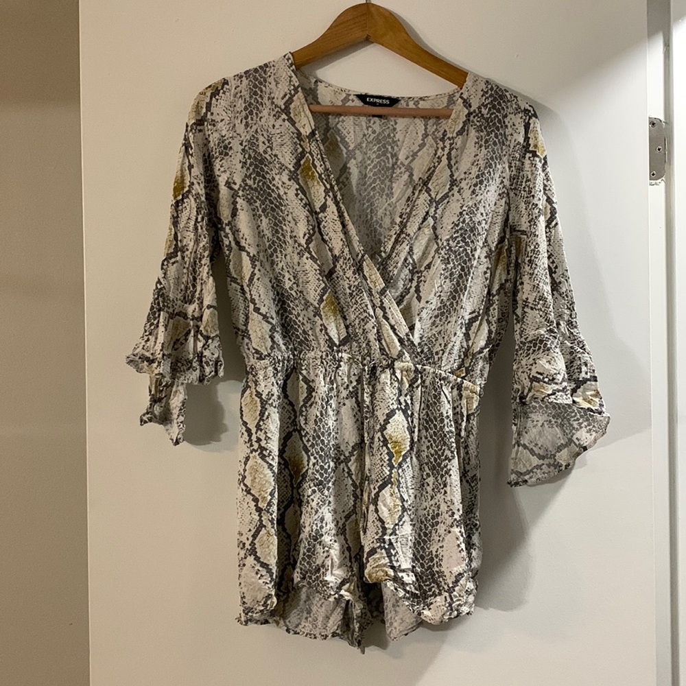 Express Romper (small)